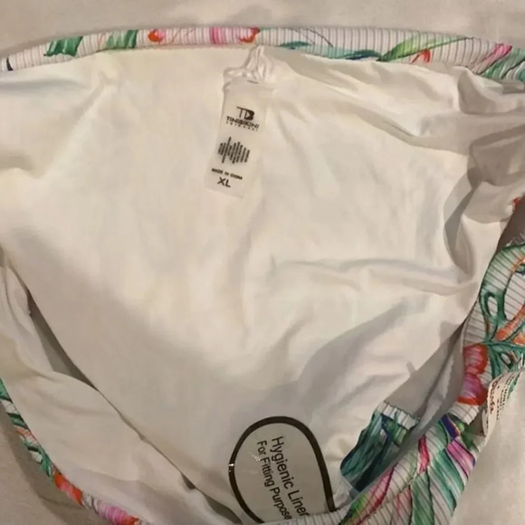 TiniBikini Swimwear Two Piece Bathing Suit Tropical - Picture 8 of 8